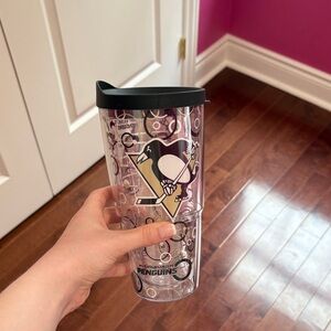 Pittsburgh Penguins Tervis Black Travel Tumbler 24oz